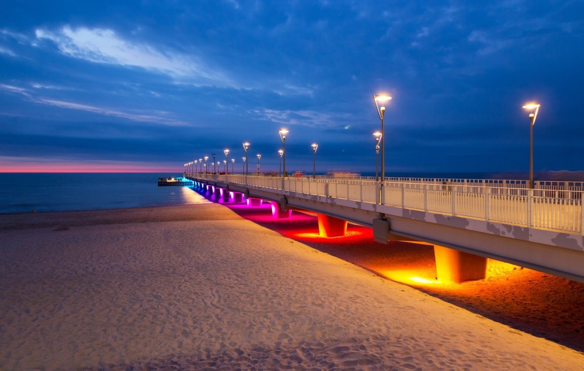 Plaża w Kołobrzegu - noclegi nad morzem - trivabook.pl